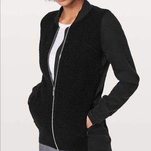 Lululemon Stand Out Sherpa Jacket - Size 4